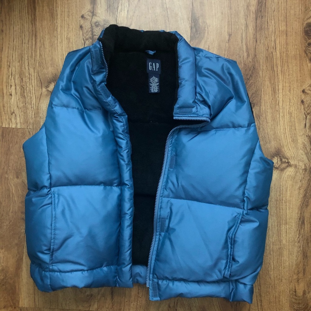 Gap Women’s Large Blue Puffer Vest